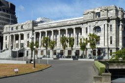 Teanga oifigiúil déanta den Bhéarla sa Nua-Shéalainne