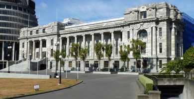 Teanga oifigiúil déanta den Bhéarla sa Nua-Shéalainne