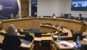 TITHÍOCHT: ‘Níl a fhios agam faoi sin’ – amhras ar iar-aire an bhfuil Údarás na Gaeltachta ag iarraidh rannóg tithíochta