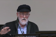 ‘An iomarca ar a phláta’ ag Aire na Gaeltachta agus gan ‘stiúir cheart’ ar chúrsaí dá bharr
