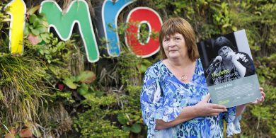 GRADAM: Helen Ní Shé le hinsealbhú i Halla na Laochra Raidió IMRO