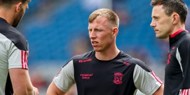 ‘Bhí na buachaillí ag caint as Gaeilge go han-tapa’ – Ryan O’Donoghue ag tabhairt faoin gcaid agus faoin teanga i gCorca Dhuibhne