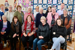 GAILEARAÍ: Togha na gcuilteanna ealaíonta ar taispeáint ag mná Inis Oírr agus Chonamara