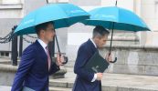 Iarracht chiotach an rialtais an uile dhuine a choinneáil leo