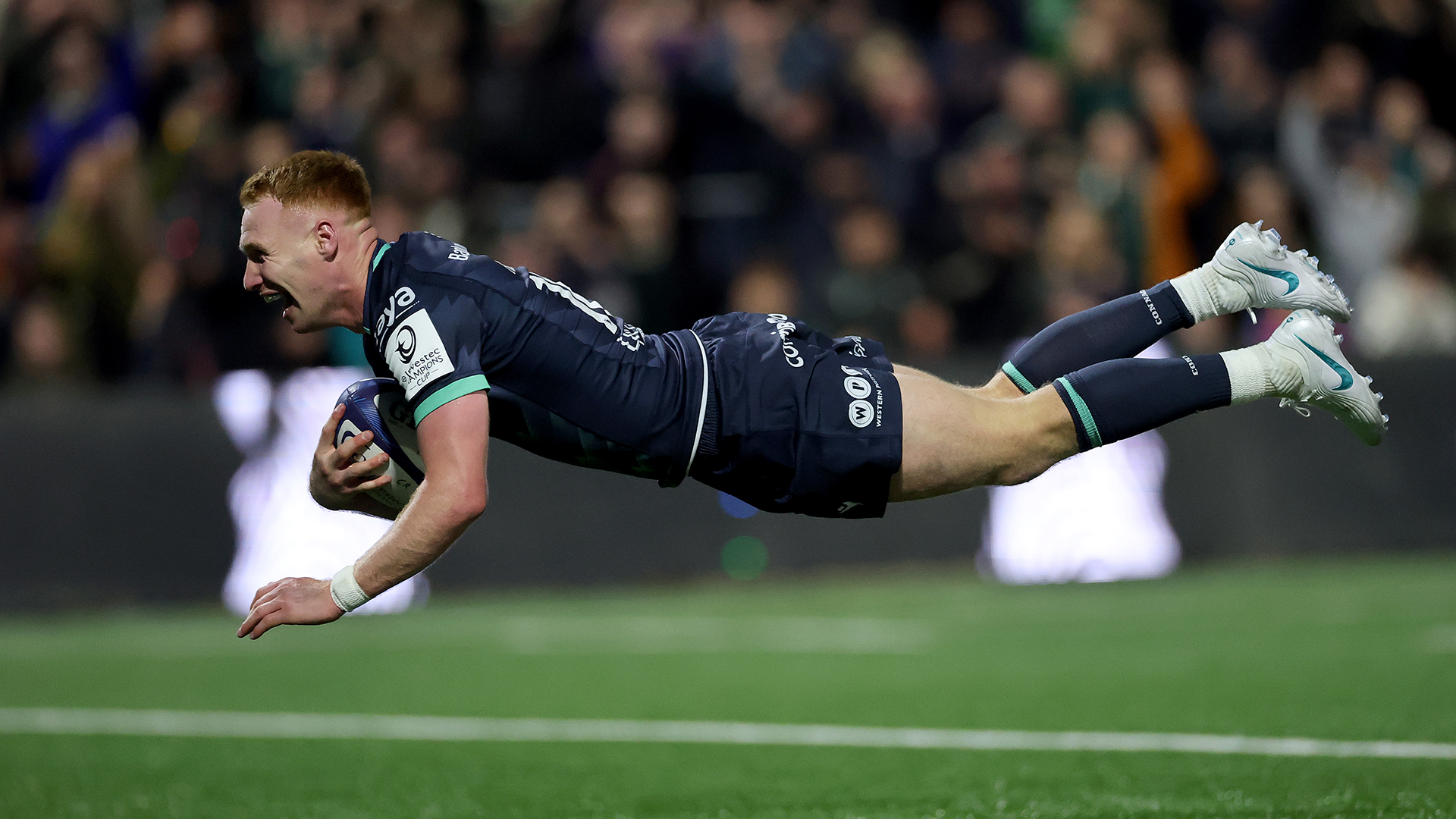 An ghaoth i seolta na nÉireannach agus Cúige Mumhan ag déanamh ar an Aviva