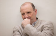 ‘Caithfidh pobal na Gaeilge athghabháil a dhéanamh ar Flann O’Brien’