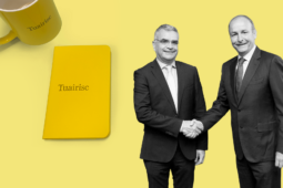 DIALANN TUAIRISC: Leithscéalta faoi phleananna buile don Ghaeilge, Leabhair is Lattés, ateangaire san ospidéal, na Béarlasaurs!