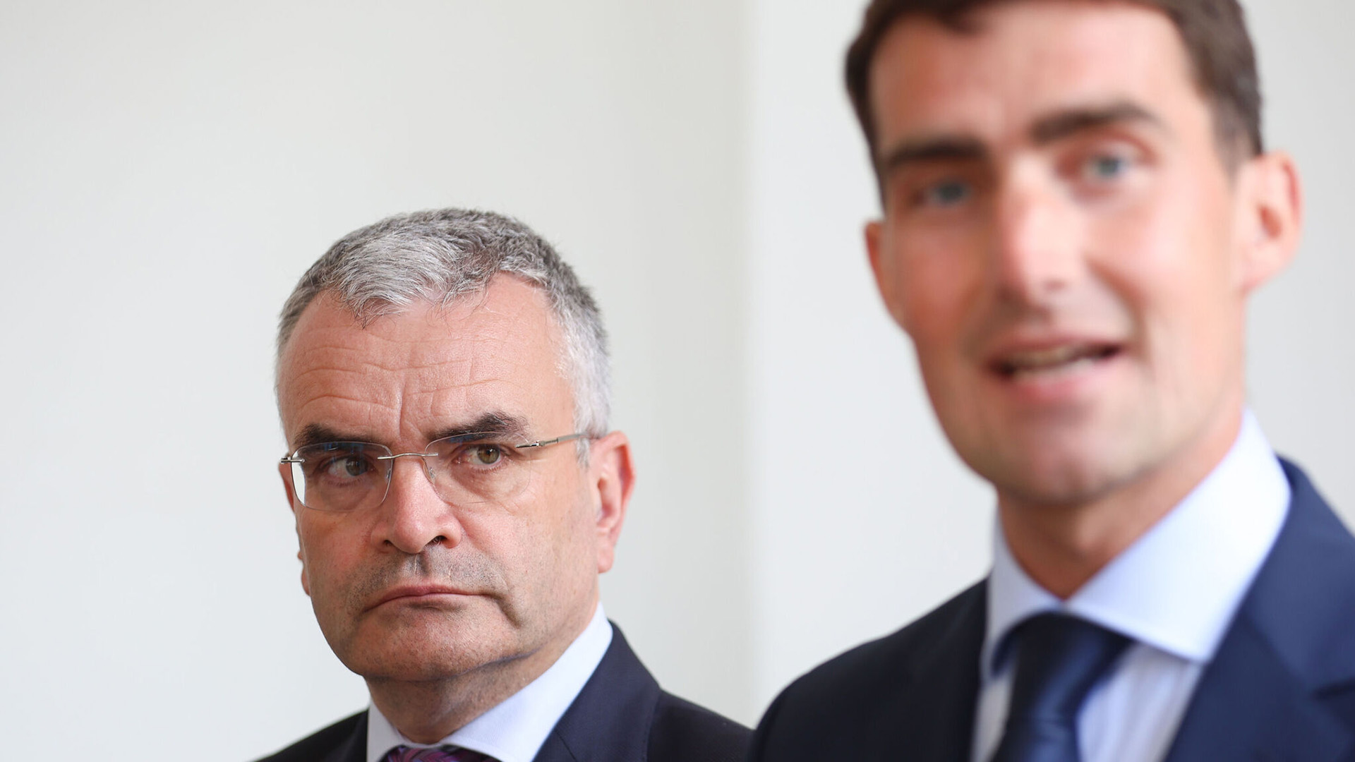 Ardú i ndán don phleanáil teanga, d’Udarás na Gaeltachta is Foras na Gaeilge, ach beag dóchas go mbeidh aon ardú mór don Ghaeilge i mBuiséad 2027