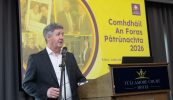 GAILEARAÍ: Na dúshláin roimh an ngaeloideachas pléite ag comhdháil An Foras Pátrúnachta
