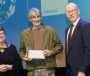 GAILEARAÍ: Gradaim Foilsitheoireachta an Oireachtais bronnta ag ócáid sa Taibhdhearc