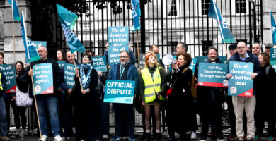 Ceisteanna níos tromchúisí le hionramháil ag na ceardchumainn ná toradh na gcainteanna pá