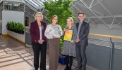 GNÉ-ALT FÓGRAÍOCHTA: SDCC – ionad oibre inar féidir le daoine difríocht a dhéanamh