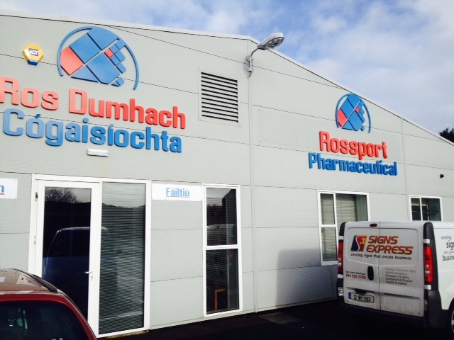 220-1030-signs-express-mullingar-provide-new-signage-to-rossport-pharmaceutical.full