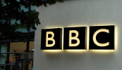 Údar imní é an slad ar Aonad Gaeilge an BBC