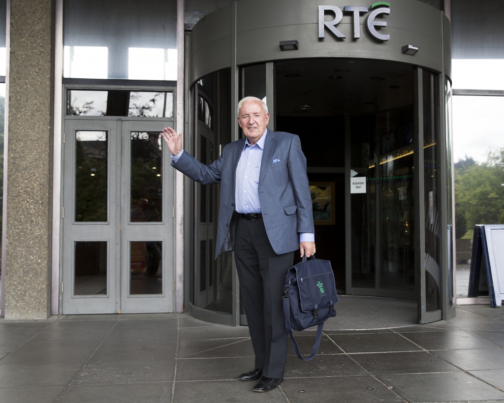 Bill O'Herlihy pictured outside RTE ahead of the FIFA 2014 World Cup Final 13/7/2014