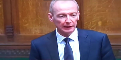 Easpa ‘macántachta’ i dtaobh na teorann ag baint le cur chuige May, a deir MP de bhunadh Ghaeltacht Thír Chonaill