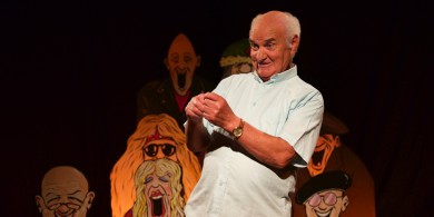 ‘Chreid an lucht féachana i pé carachtar a chuir Petie os a gcomhair’ – an t-aisteoir aitheanta Peadar Ó Treasaigh ar shlí na fírinne