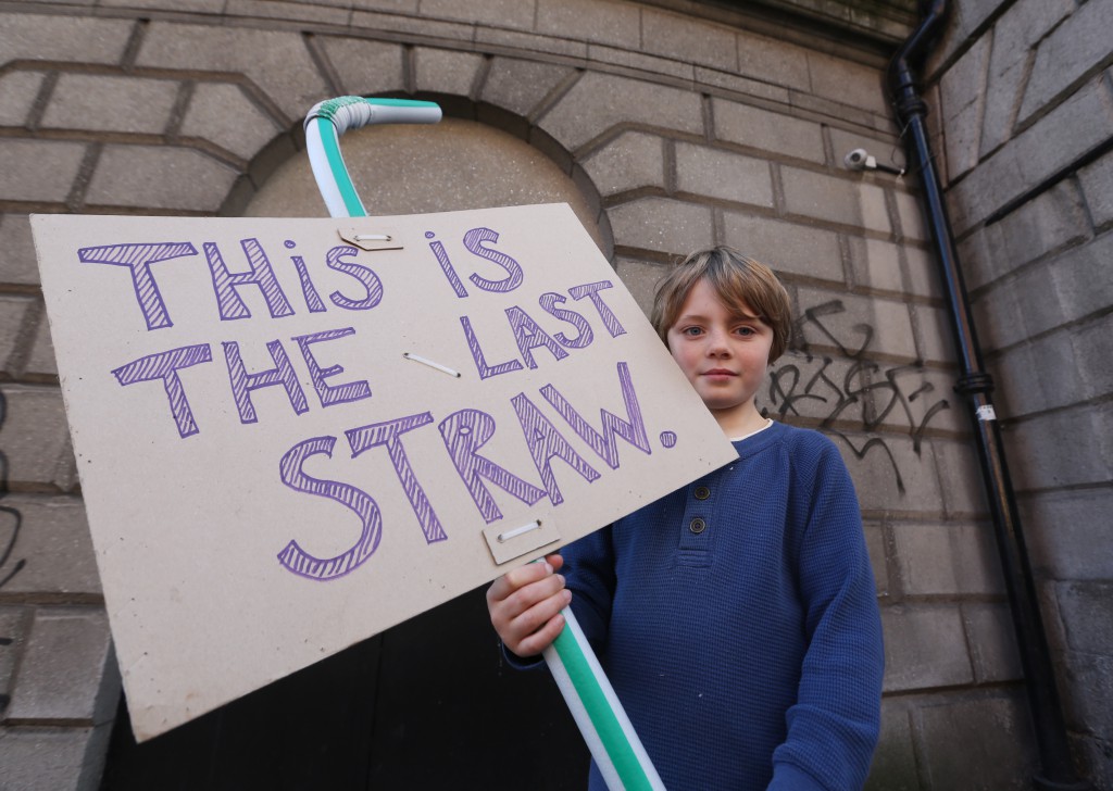 11/10/2014. Anti Water Charges Campaigns Protests