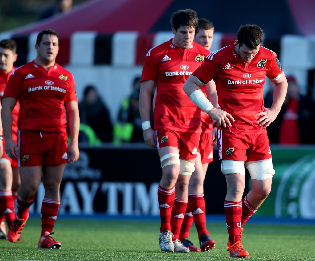 Peter O'Mahony leads his dejected players off the field 17/1/2015