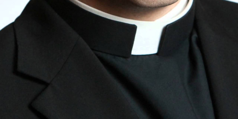Priest collar