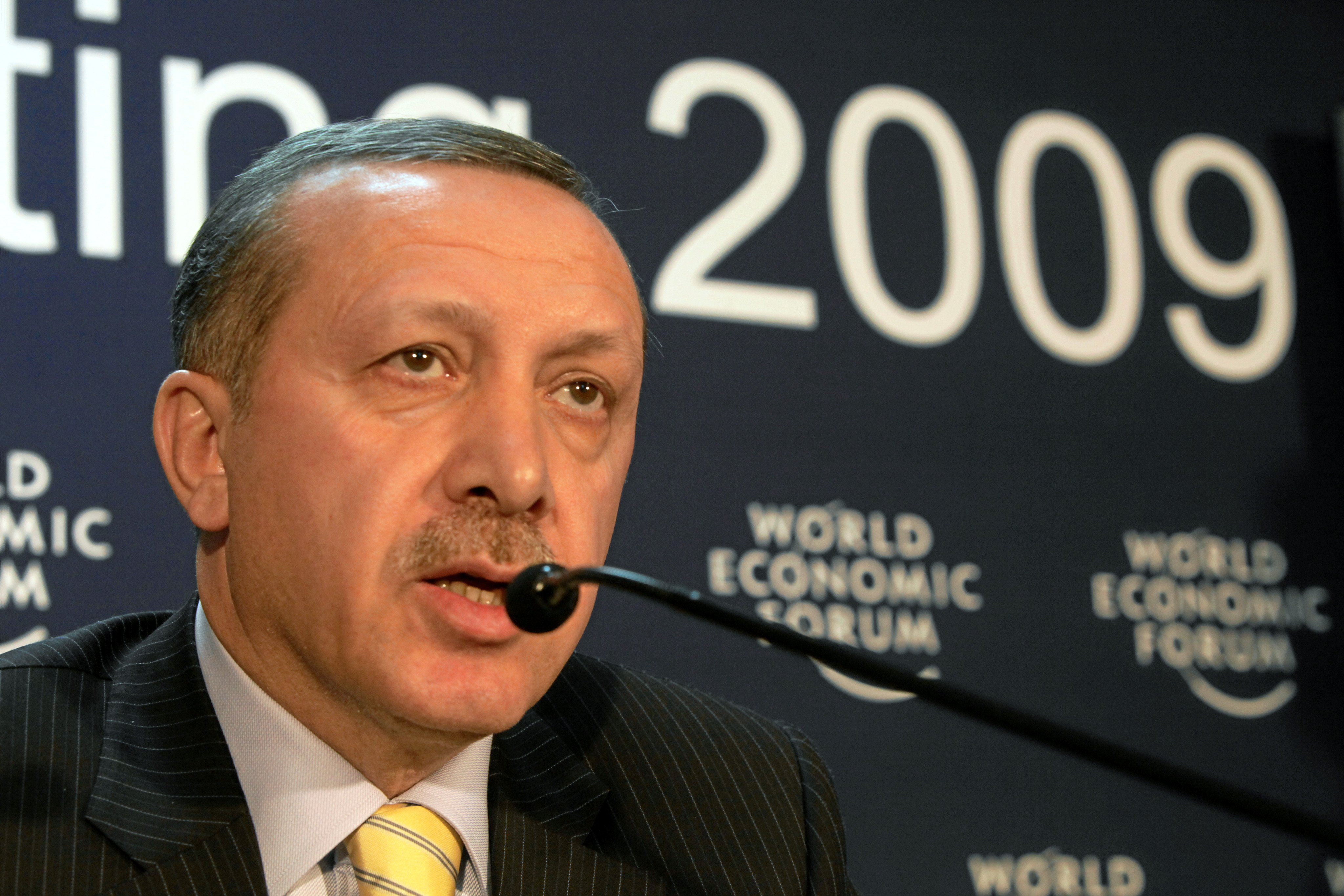 Olltoghchán na Tuirce: An bua ag Erdogan ach dochar déanta dó