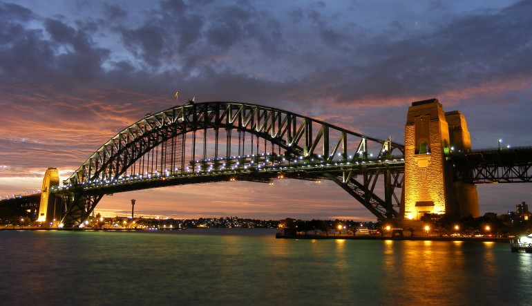 Sydney_harbour_bridge_new_south_wales