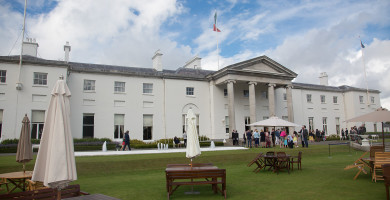 Fianna Fáil le hiarrthóir uachtaránachta a roghnú agus cruth ag teacht ar an rás