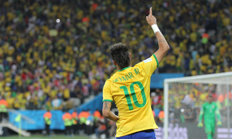 Brazil_and_Croatia_match_at_the_FIFA_World_Cup_2014-06-12_(45)