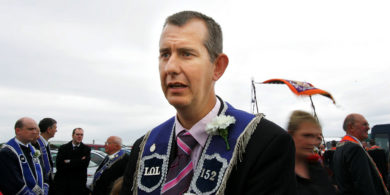 Tá an galar saor ó sheicteachas, murab ionann agus an DUP
