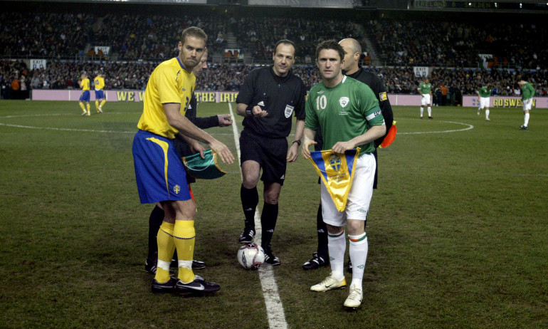 International Friendly 1/3/2006 Republic of Ireland vs Sweden Sweden Captain Olof Melberg with Ireland counterprt Robbie Keane Mandatory Credit ©INPHO/Donall Farmer