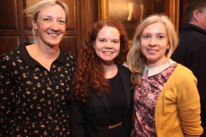 Julie O'Farrell, Clare Coughlan agus Maura Lynskey.