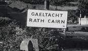 Tús curtha le hachainí ar líne faoi fhorbairt i Ráth Chairn agus imní faoina ‘stádas Gaeltachta’