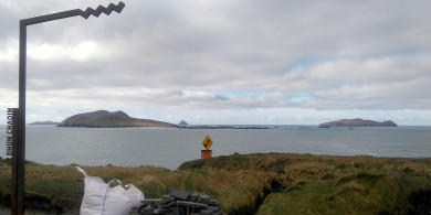 Comharthaí Shlí An Atlantaigh Fiáin ag tarraingt conspóide in Iarthar Duibhneach